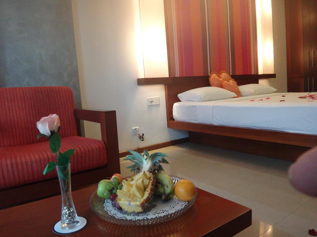 Hotel Topaz Kandy Eksteriør bilde