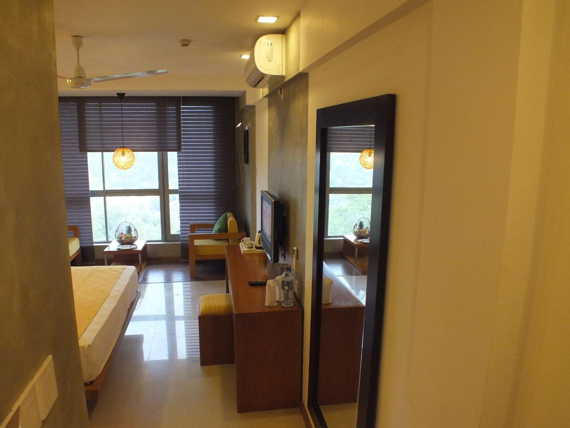 Hotel Topaz Kandy Eksteriør bilde