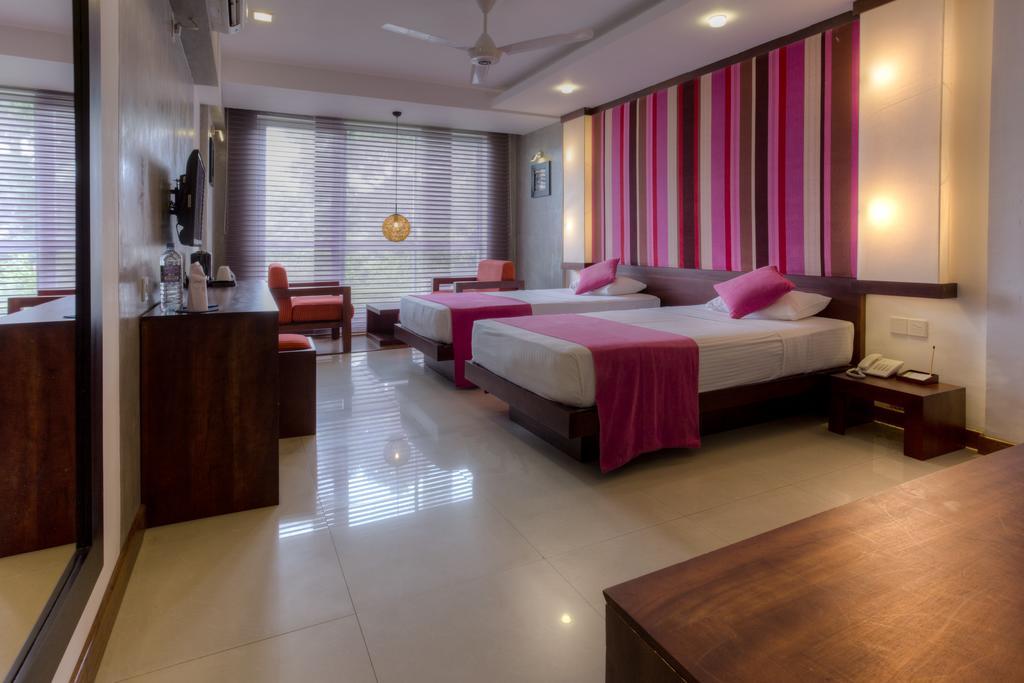 Hotel Topaz Kandy Eksteriør bilde