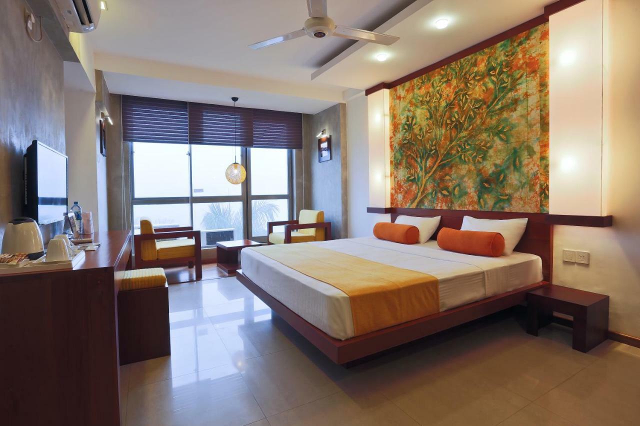 Hotel Topaz Kandy Eksteriør bilde